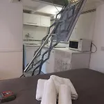 Priscilla's דירה *